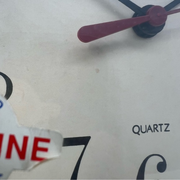 Vintage Ingraham Quartz Movement Functional Solid Pine Wall Clock USA made - Picture 4 of 12